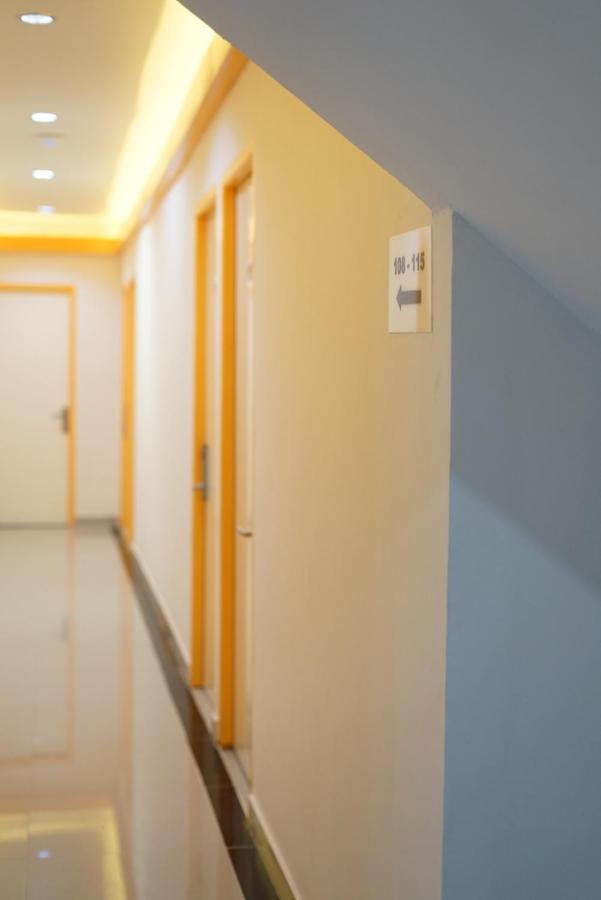 Gold Line Pontianak
