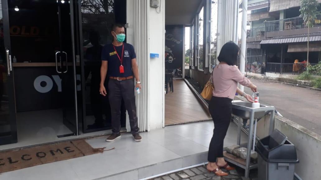 Gold Line Hotel Pontianak